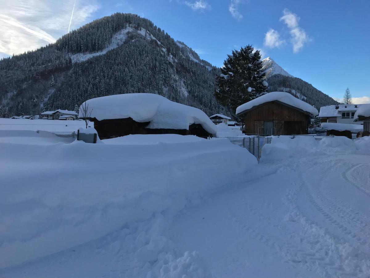 Pony-Ziegen-Hasen-Ranch Bichlbach Apartment Exterior photo